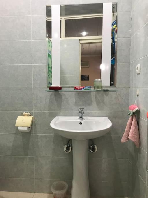 Lada Guest House Тбилиси Экстерьер фото
