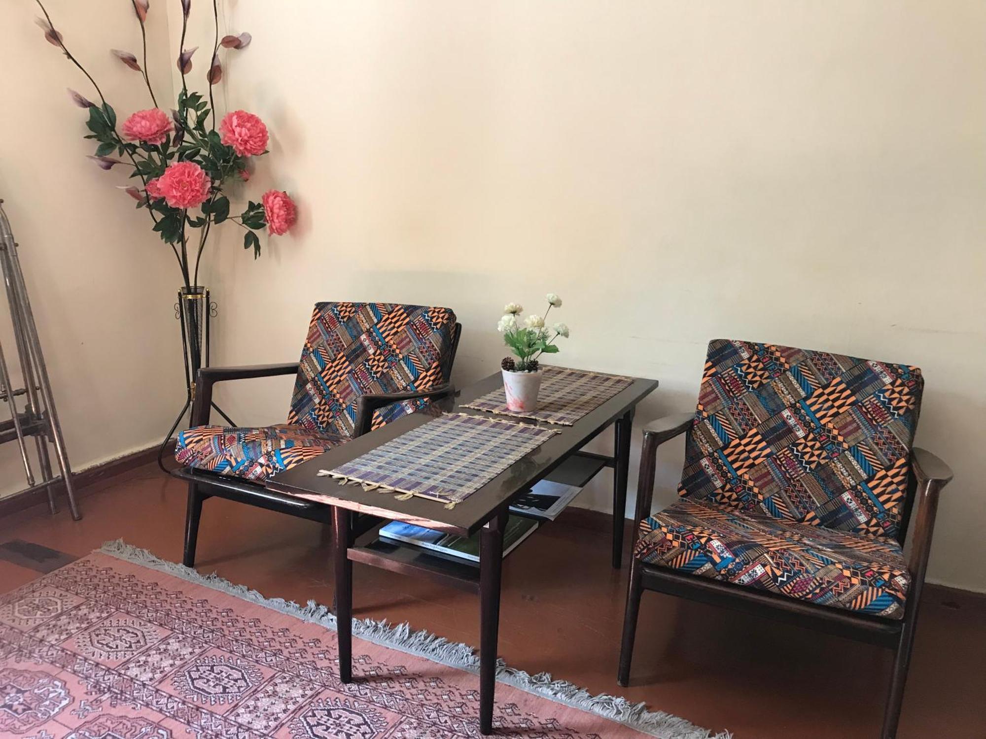 Lada Guest House Тбилиси Экстерьер фото